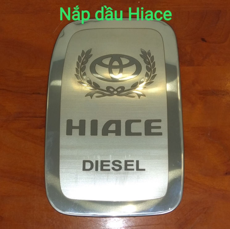 Ốp inox nắp bình xăng toyota hiace 2005-2019