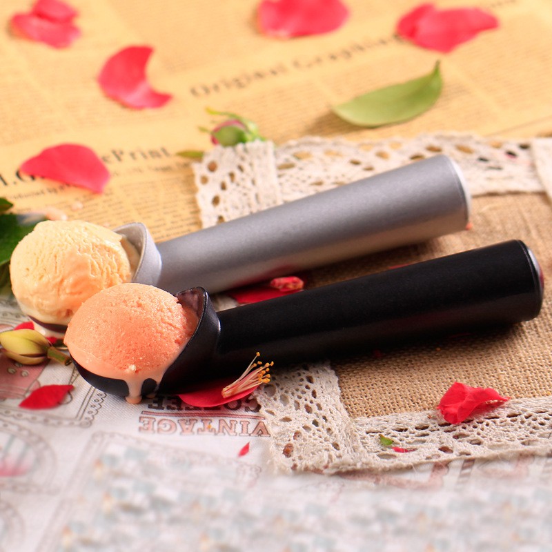 Dụng Cụ Đập Đá - Muỗng Múc Kem Đúc 18Cm Vo Tròn Viên Kem Cực Dễ Với Thìa Múc Kem Ice Cream Scoop