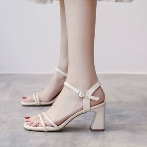 Giày Sandal Cao Gót Nữ 7 Phân Gót Vuông Quai Mảnh cực kỳ dễ thương