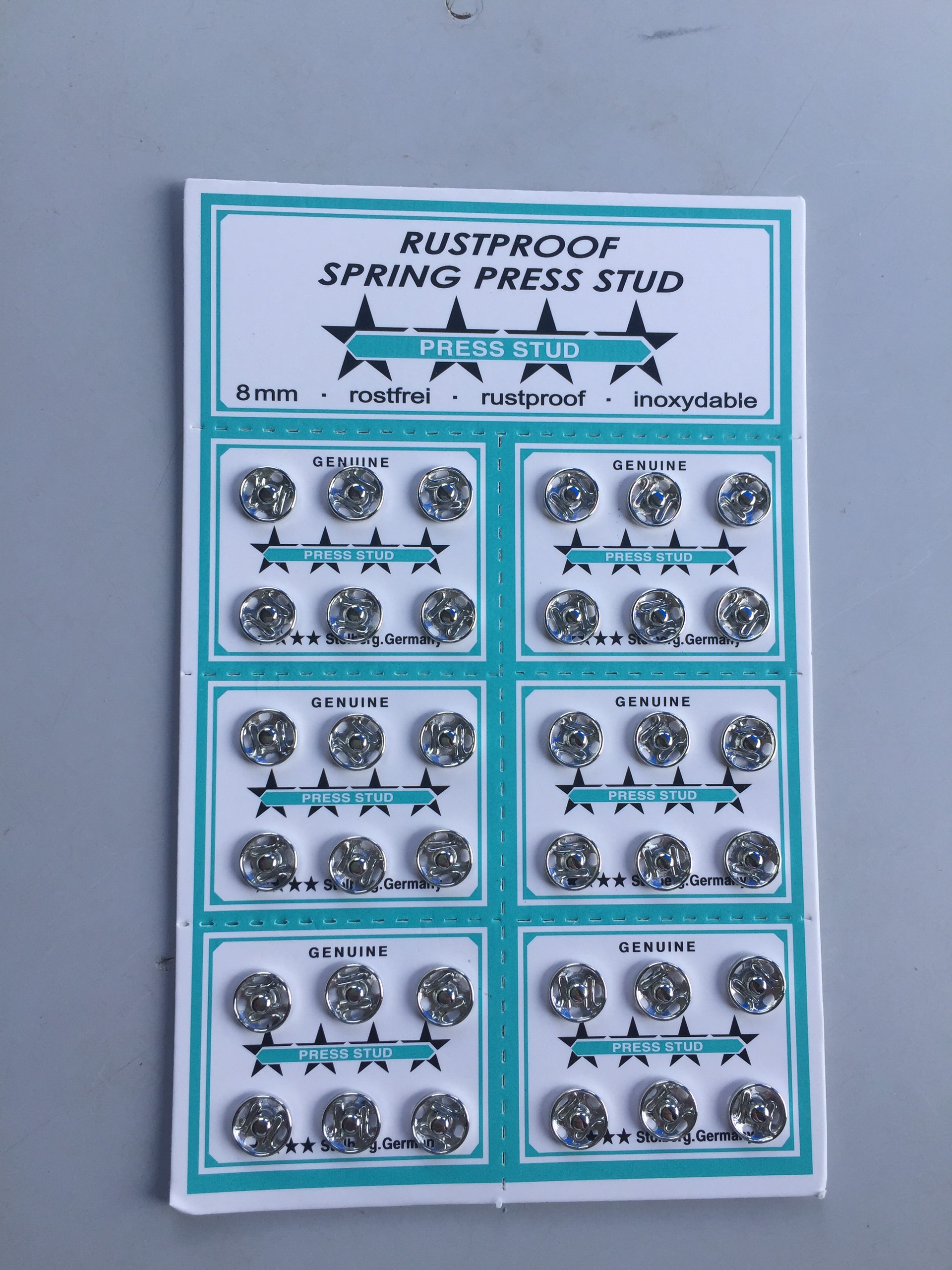 Nút bấm áo dài vỉ 36 nút