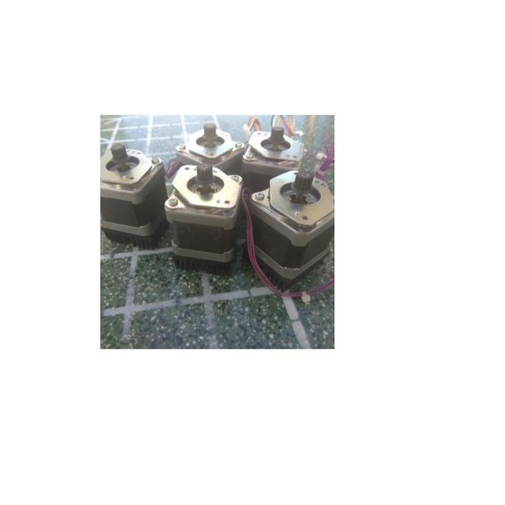 Động cơ bước Step motor 42x42x48 cũ. đã tháo pully