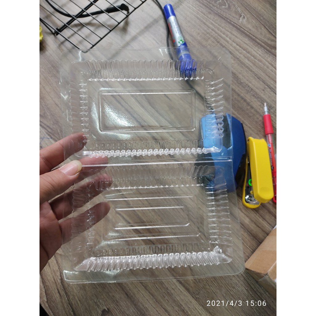 100 hộp nhựa h30 đựng bánh su kem cơm shushi .... h30