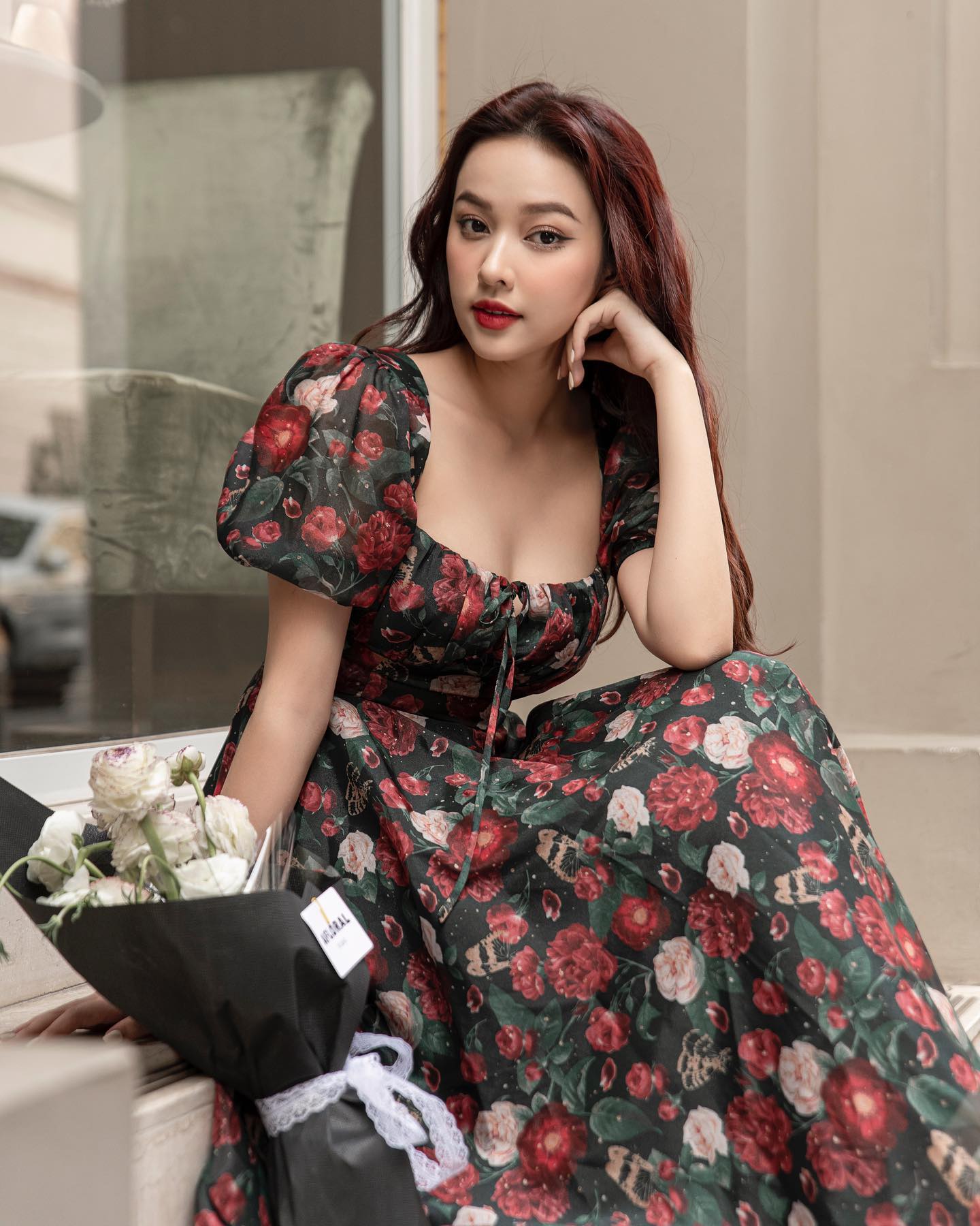Váy hoa thiết kế dáng dài cổ vuông tay bồng chất liệu vải tơ in hoa The Peachy- Rosie Dress