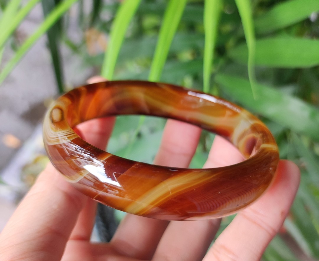 [HCM]Vòng mã não cao cấp liền khối từ Brazil tông nâu cafe rực rỡ sang trọng size 58mm, ảnh thực tế - xưởng buôn đá phong thủy Huỳnh Đào