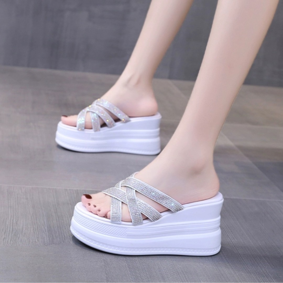 Dép xuồng quai chéo đính xoàn 9p