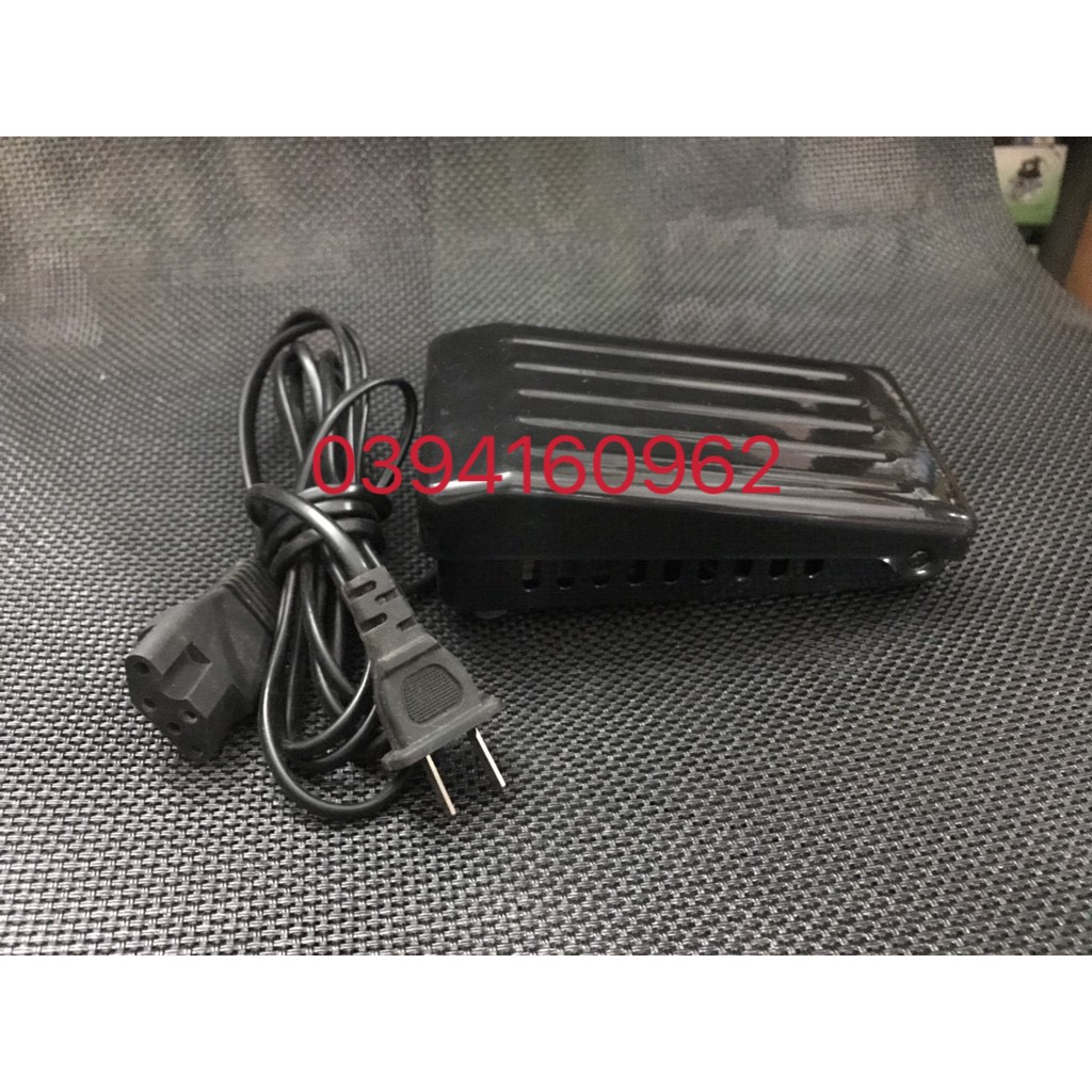 Bàn đạp (bàn ga) 4 chấu sử dụng cho máy may, máy vắt sổ gia đình