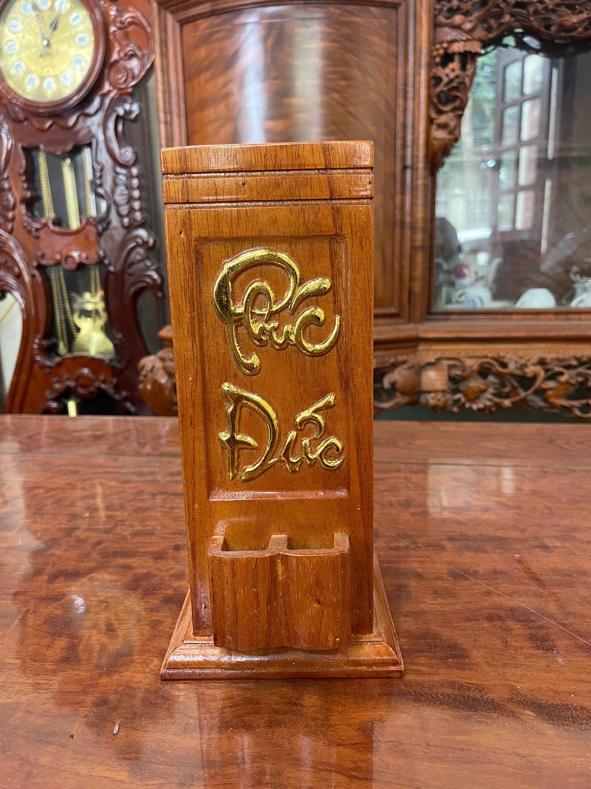 Ống Đựng nhang Phúc Đức, khắc nổi chữ Phúc Đức mạ vàng, sang trọng – bền Đẹp, giữ bàn thờ luôn gọn gàng
