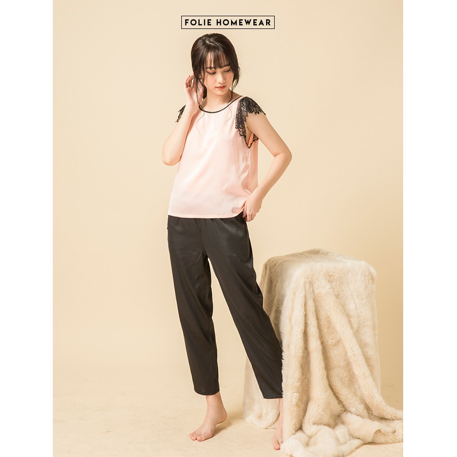 Folie Homewear đồ mặc nhà áo sát nách phối ren quần dài FB32.2