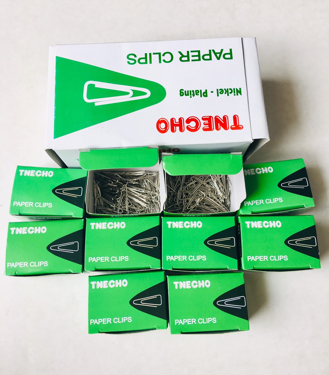 02 hộp Ghim tài liệu, ghim giấy