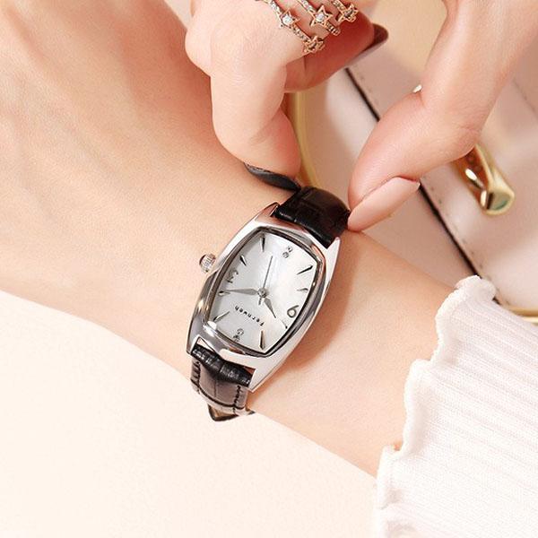 Đồng hồ nữ dây da mặt chữ nhật oval đen quý phái Fernweh ĐHĐ20103