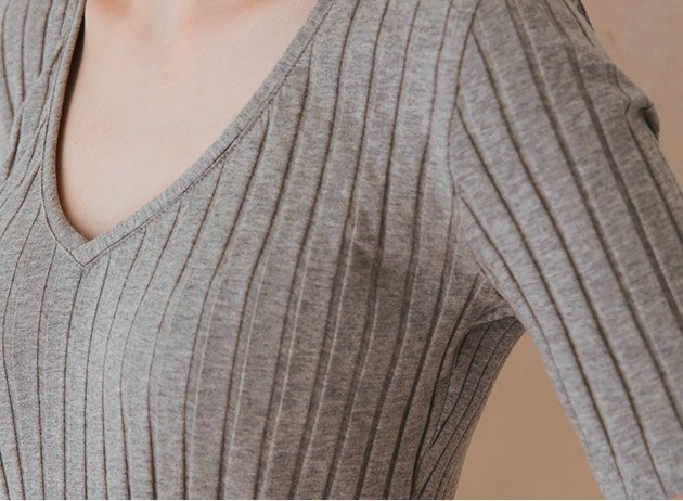 Áo thun nữ cổ tim thời trang Hàn Quốc
