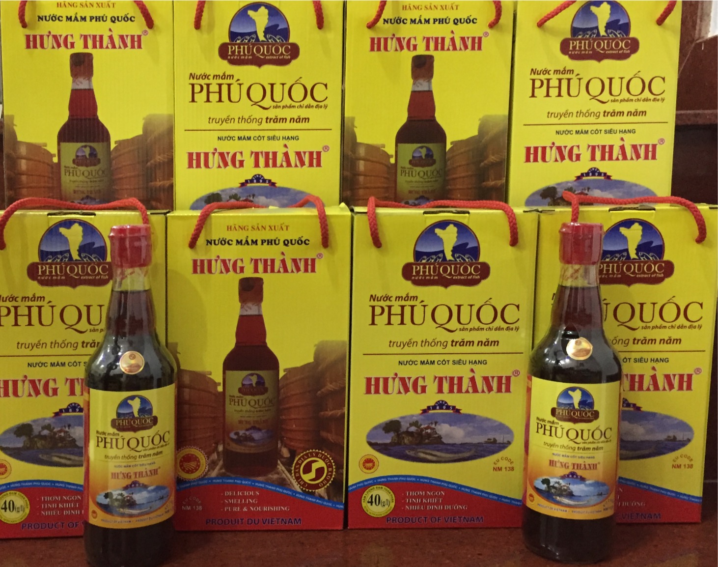 Nước mắm truyền thống phú quốc hưng thành 40g/l - hộp 2 chai 500ml