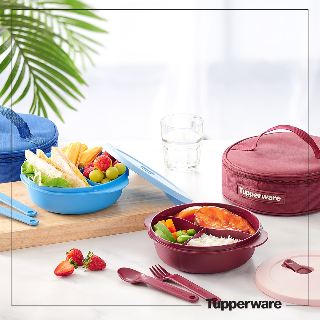 TUPPERWARE OFFICIAL STORE -Bộ hộp cơm chia ngăn XANH ĐỎ kèm muỗng nĩa CRYSTAL WAVE LUNCH SET dùng hâm lò vi sóng