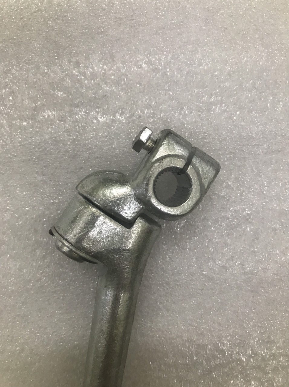 GIÒ ĐẠP- CẦN KHỞI ĐỘNG YAMAHA SIRIUS JUPITER ZIN KHÔNG CHẾ CHÁO HÀNG LOẠI 1