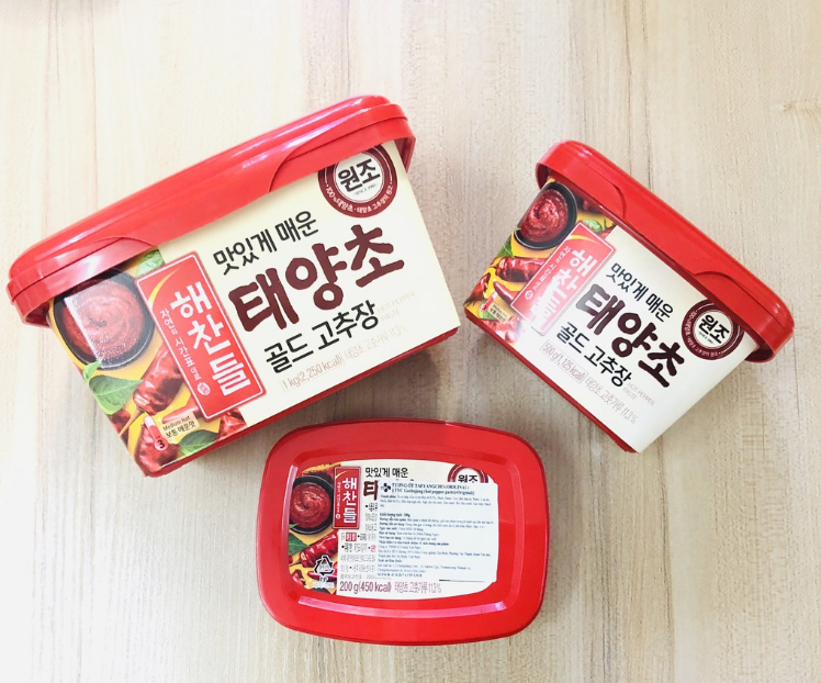 Tương ớt GOCHUJANG dùng để chấm, gia vị xào nấu món ăn, nhập khẩu Hàn Quốc 200g