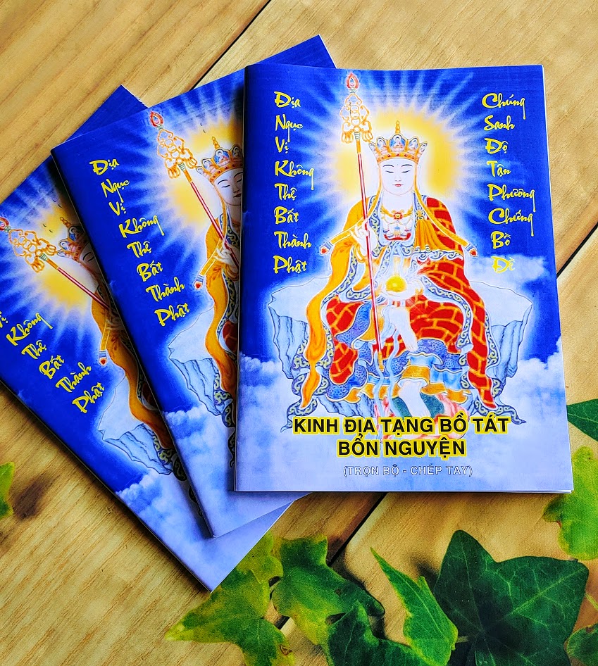 VỞ CHÉP KINH ĐỊA TẠNG BỒ TÁT BỔN NGUYỆN