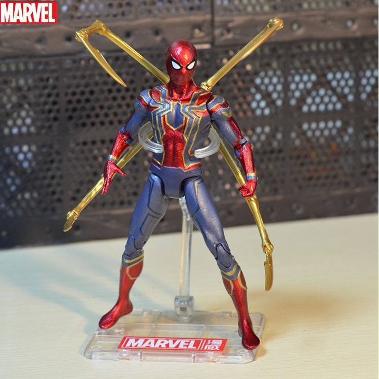 Mô hình iron spider man avengers kèm giá đỡ mô hình cao 17cm