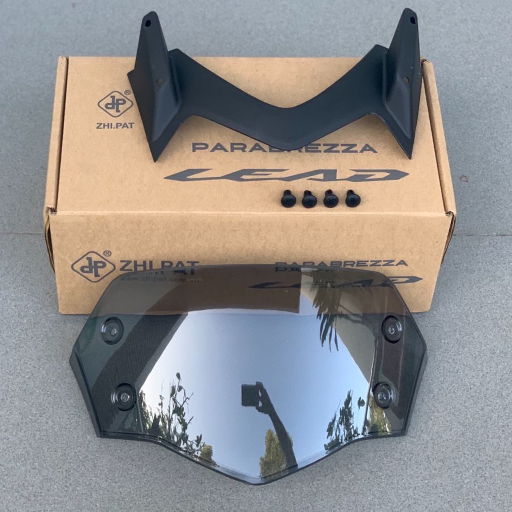 Kính chắn gió Honda Lead 2017 - 2020 (240037)