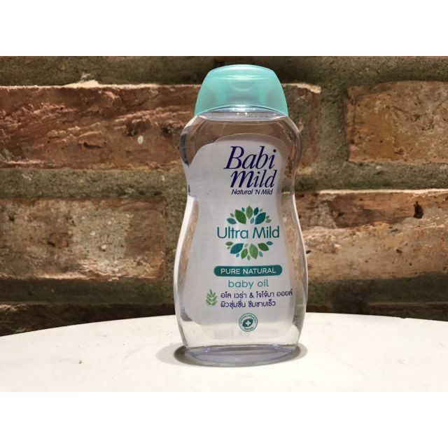 Dầu massage và dưỡng ẩm trẻ em Babi Mild Pure Natural 100ml