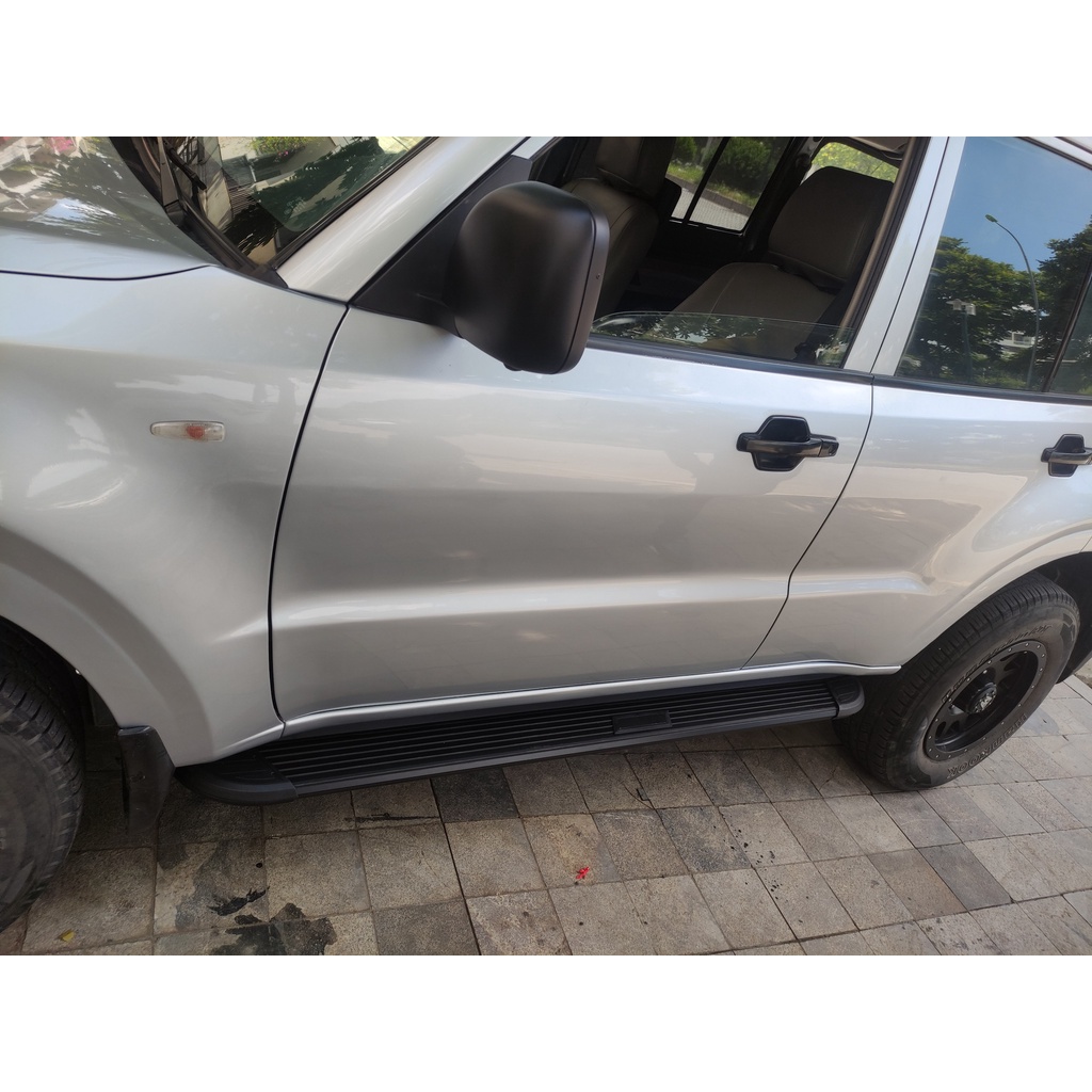 Bậc Lên Xuống, Bệ Bước Chân Xe Mitsubishi Pajero Sport. Nhôm đúc, siêu KM