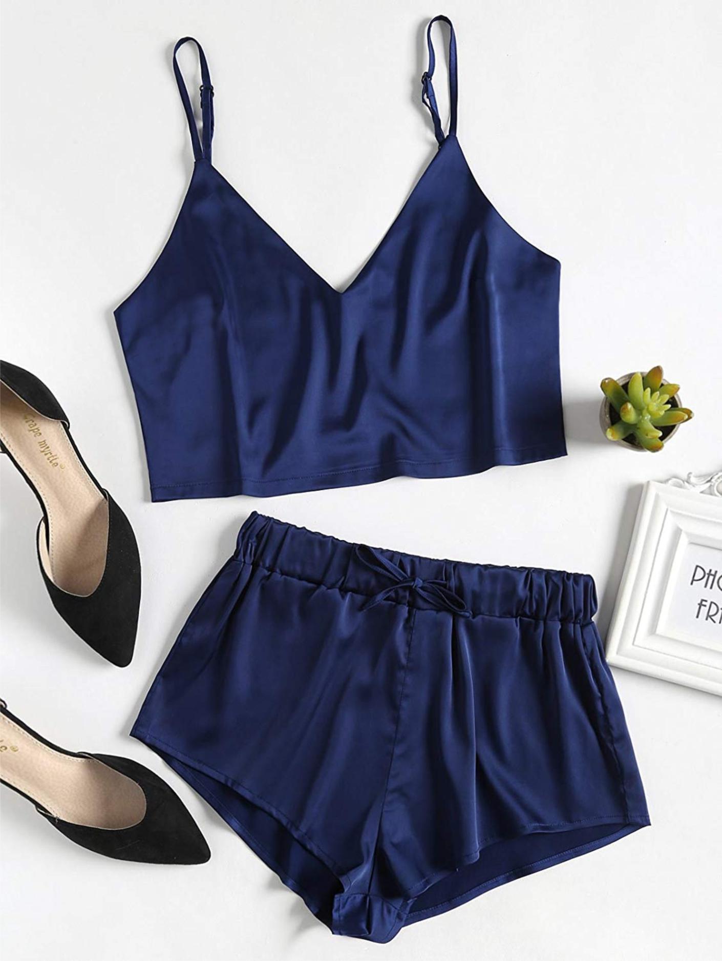 Bộ đồ ngủ áo 2 dây quần đùi thun cotton thời trang có thể mặc đi chơi làm đồ mặc nhà - Đồ Ngủ Thời Trang