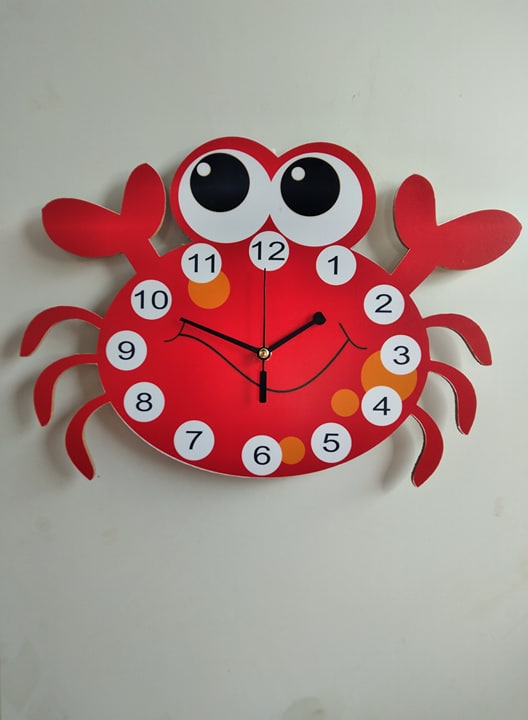 ( Freeship Max ) Đồng hồ treo tường kim trôi hình con cua ngộ nghĩnh cho trẻ em