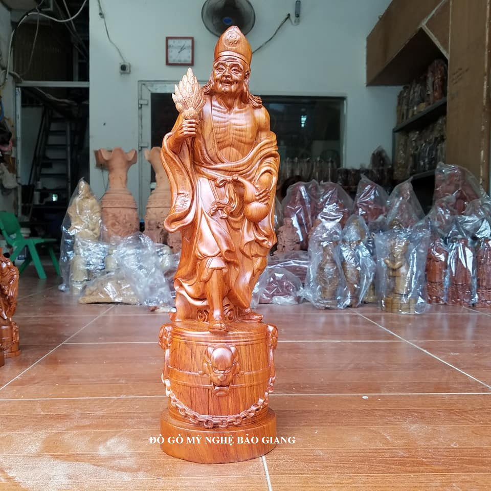 Tượng Tế Công bằng gỗ hương cao 60 cm