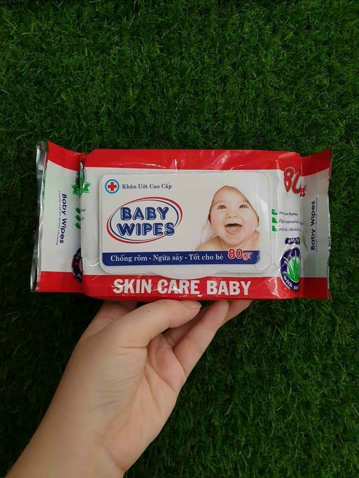 [HCM]BỊCH KHĂN GIẤY ƯỚT BABY WIPES 80G hộp khăn ướt mini cho trẻ em bé khăn thơm chùi tay lau mặt khăn lạnh vệ sinh đa năng hàng tốt giá rẻ tiện lợi dùng gia đình du lịch cắm trại để trên xe máy ô tô xe hơi oto có mùi thơm