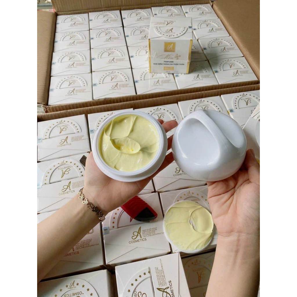 Kem dưỡng siêu trắng da body mềm chữ a