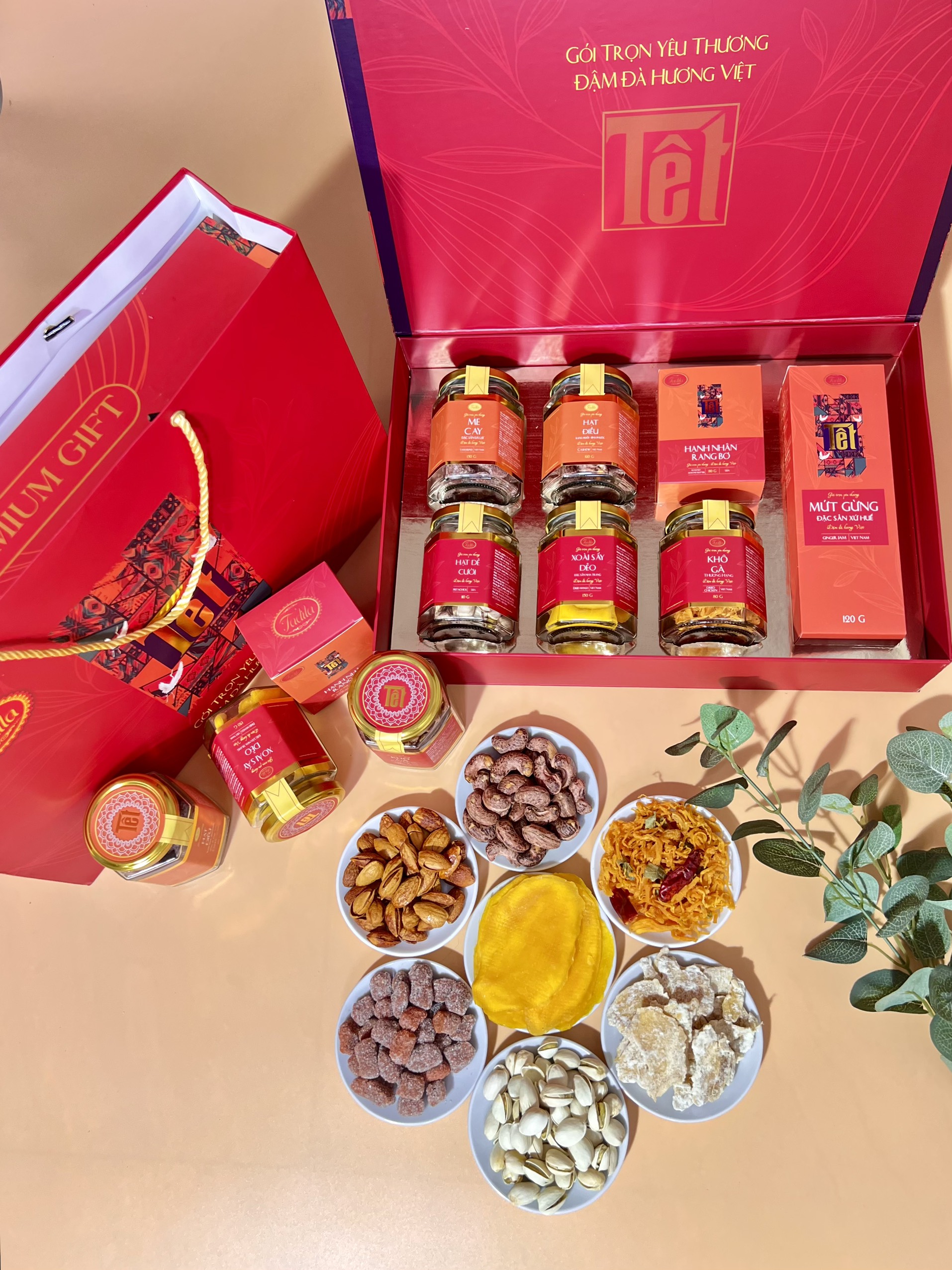 HỘP QUÀ TẾT ĐOÀN VIÊN 2024