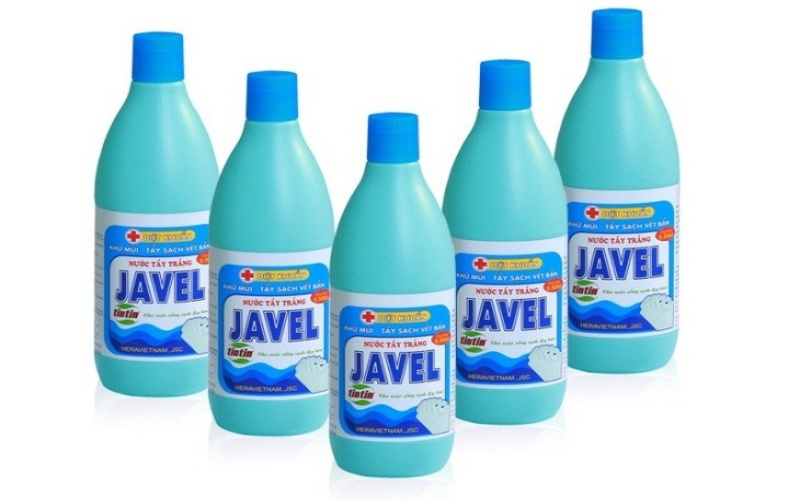 Nước tẩy quần áo Javel chai 1 lít