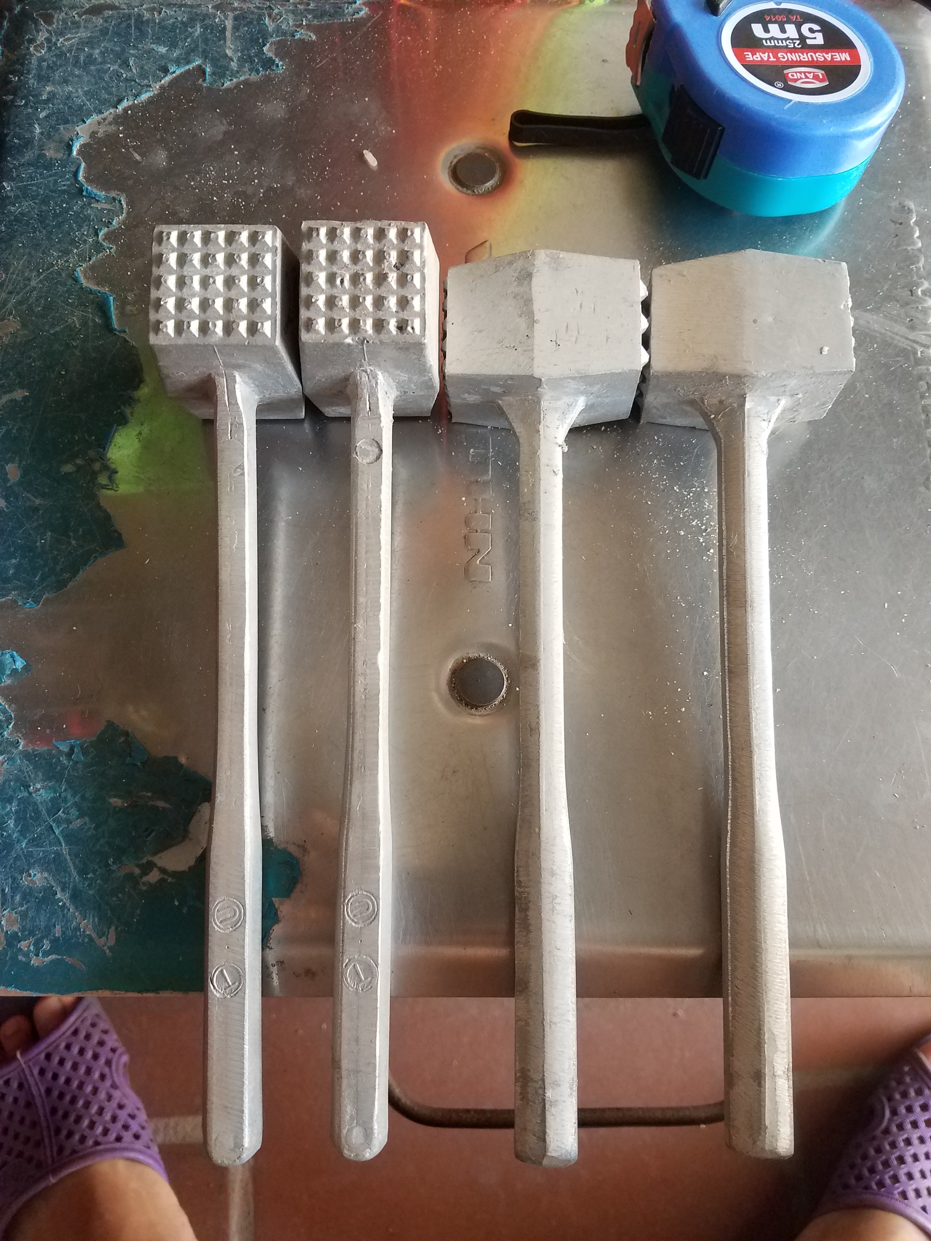 búa dằn thịt , cá