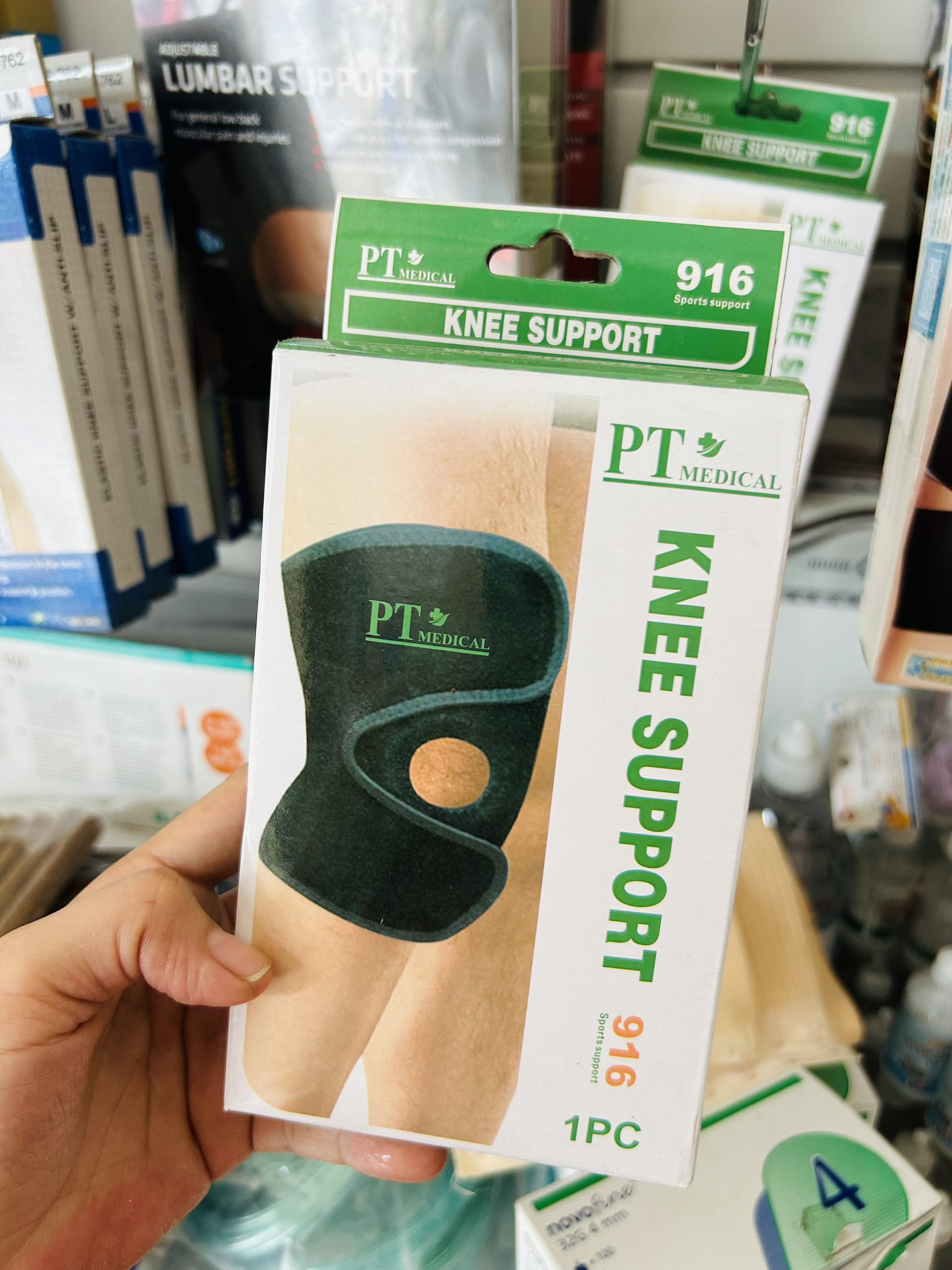 Băng thun hỗ trợ cố định đầu gối loại có lỗ pt 916