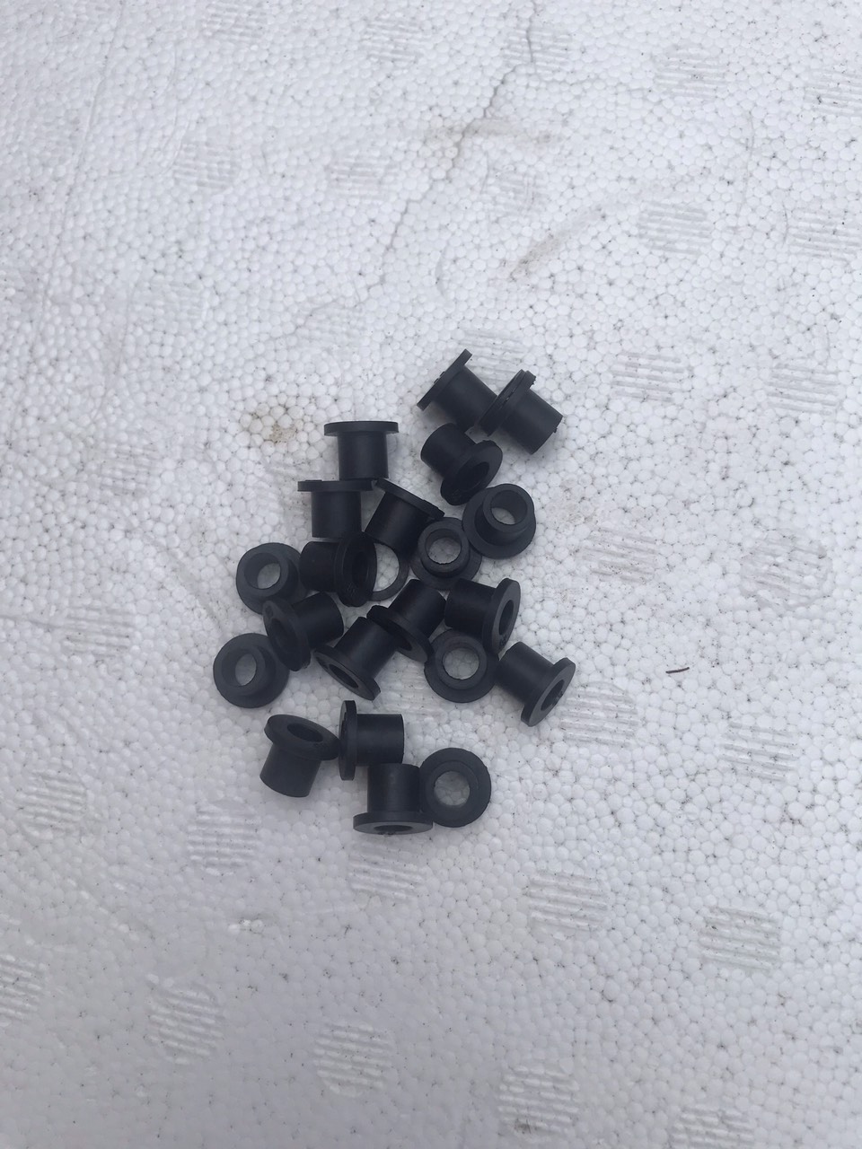 Bịch 100 ron cao su khởi thủy 8mm gắn ống pvc kết nối ống pe 6mm