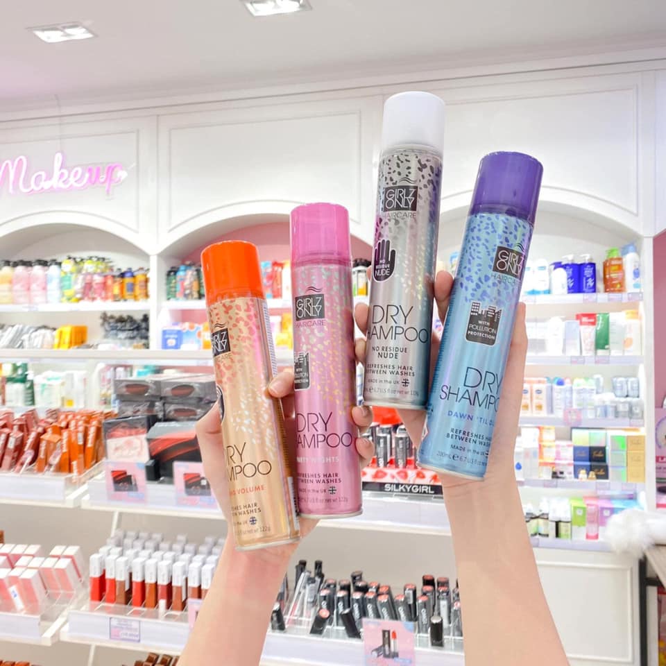 Dầu Gội Khô Girlz Only màu cam Dazzling Volume Làm Phồng Tóc 200ml