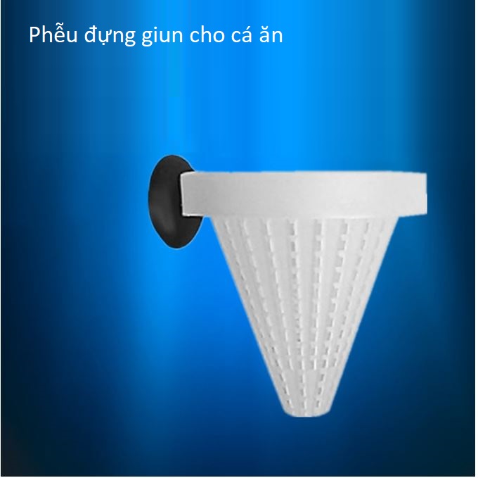 Giọ phễu nhựa đựng giun đỏ, trùn chỉ cho cá ăn