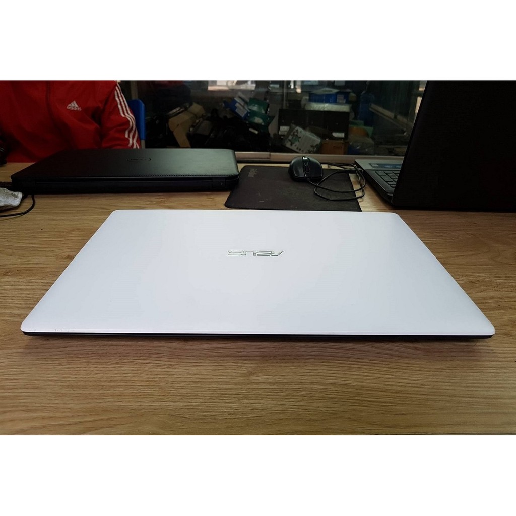 Laptop cũ asus x453m trắng ram 4gb/ổ 500gb zin