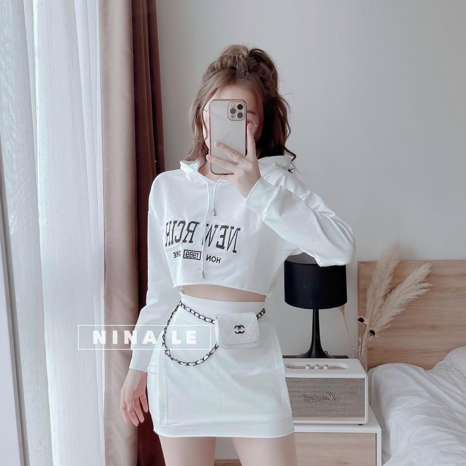 Sét váy nữ áo tay dài có nón in họa tiết chữ from ngắn phối chân váy dáng ôm body trẻ trung, năng động thời trang nữ cho nàng đi chơi, dạo phố siêu xinh