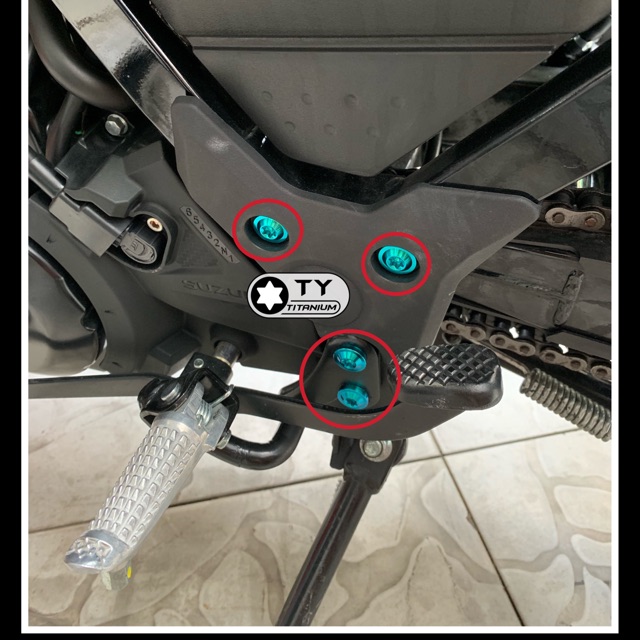SATRIA/RAIDER COMBO 4 CON ỐC TITAN GR5 gắn ốp gắp - Bao Chuẩn GR5