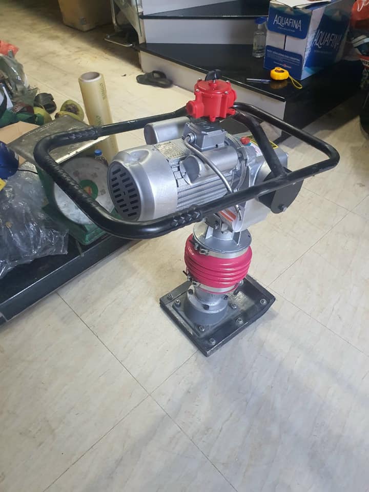 Máy đầm cóc điện model hcd-80