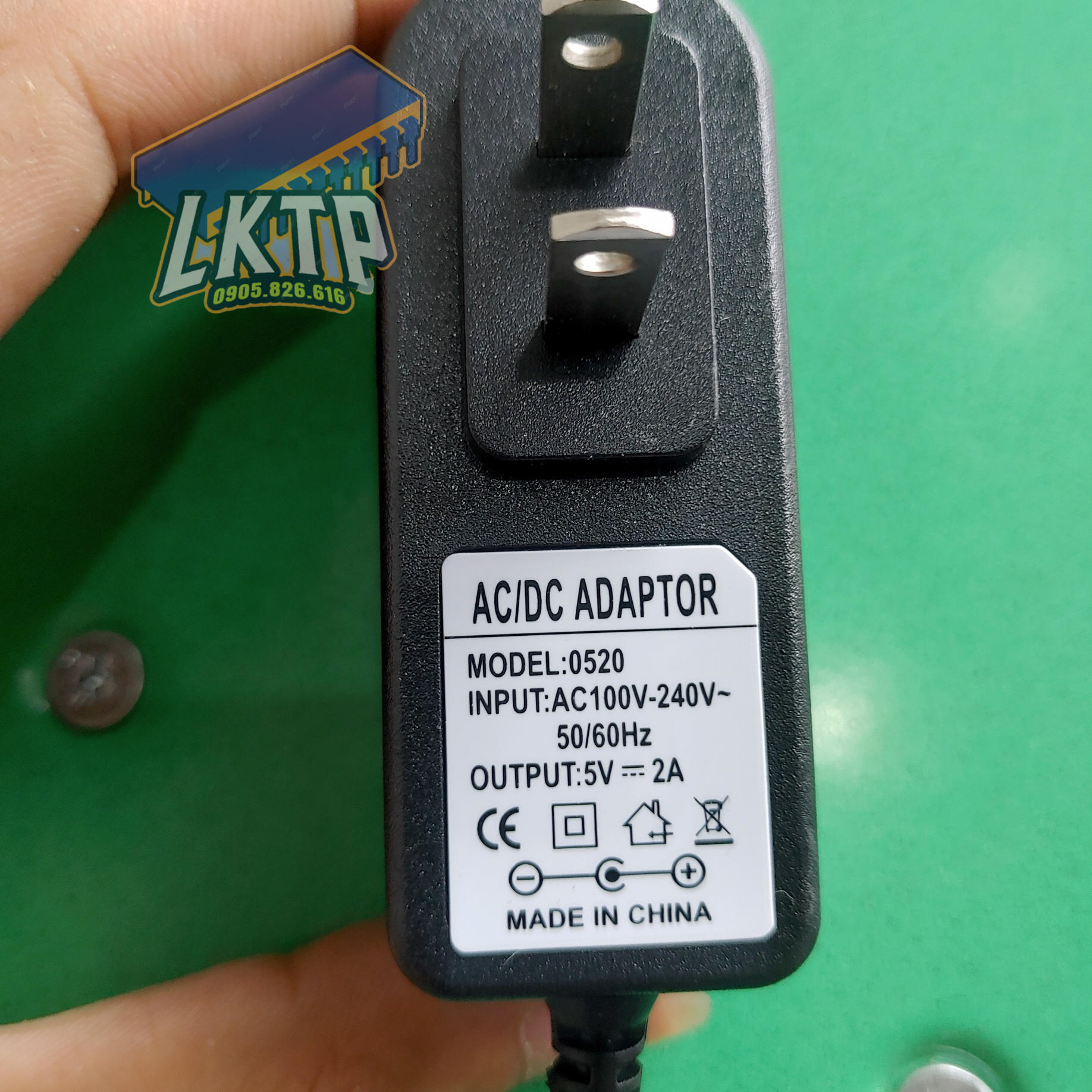 Nguồn sạc camera 5v-2a chân kim loại tốt cho camera