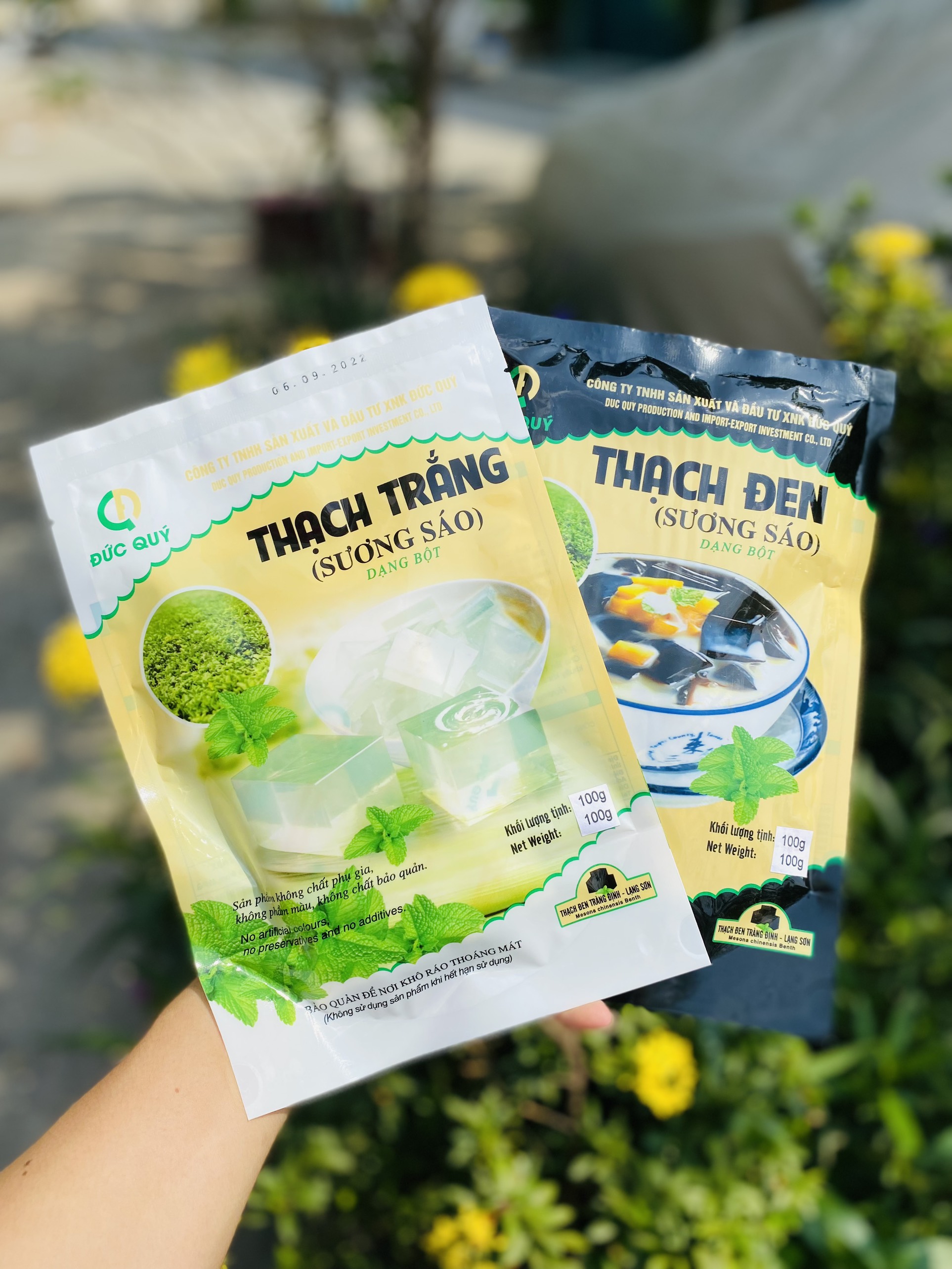 Tinh bột thạch đen trắng nguyên chất từ cây thạch 🌿🌿🌿🌿 sản phẩm từ công ty đức quý