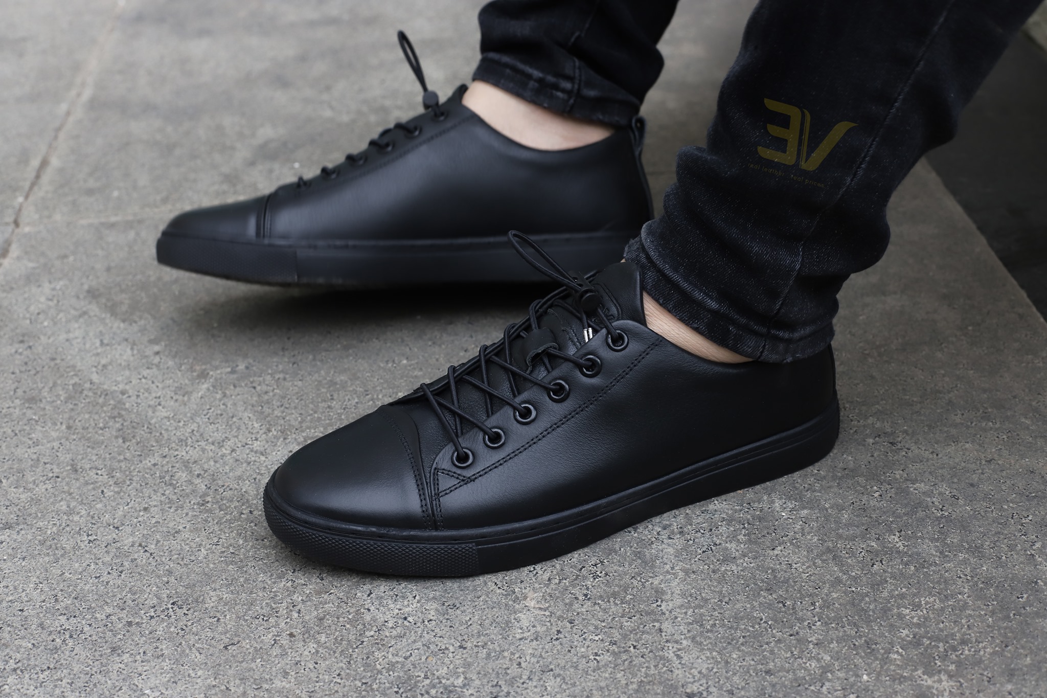 Giày da nam sneaker màu đen da bò thật 100%- Giày da nam đế cao su non êm chân bền đẹp- Bảo hành 1 đổi 1- G209- Giày 3V