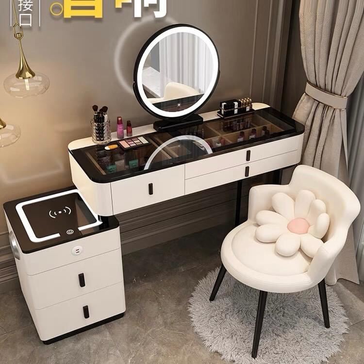 Bàn trang điểm tab cảm ứng