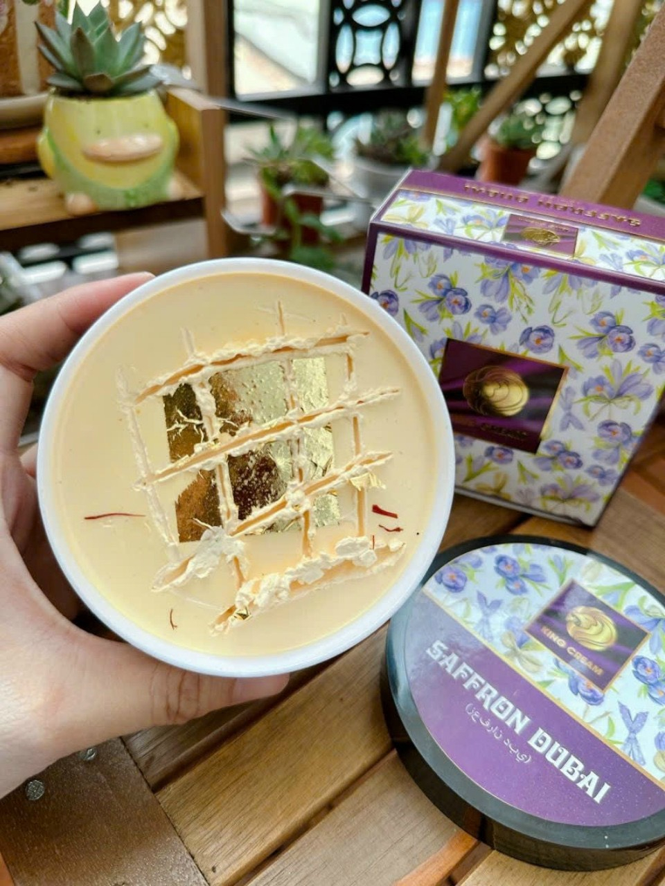 Kem body Saffron dubai, Kem phôi trắng nhanh Toàn Thân