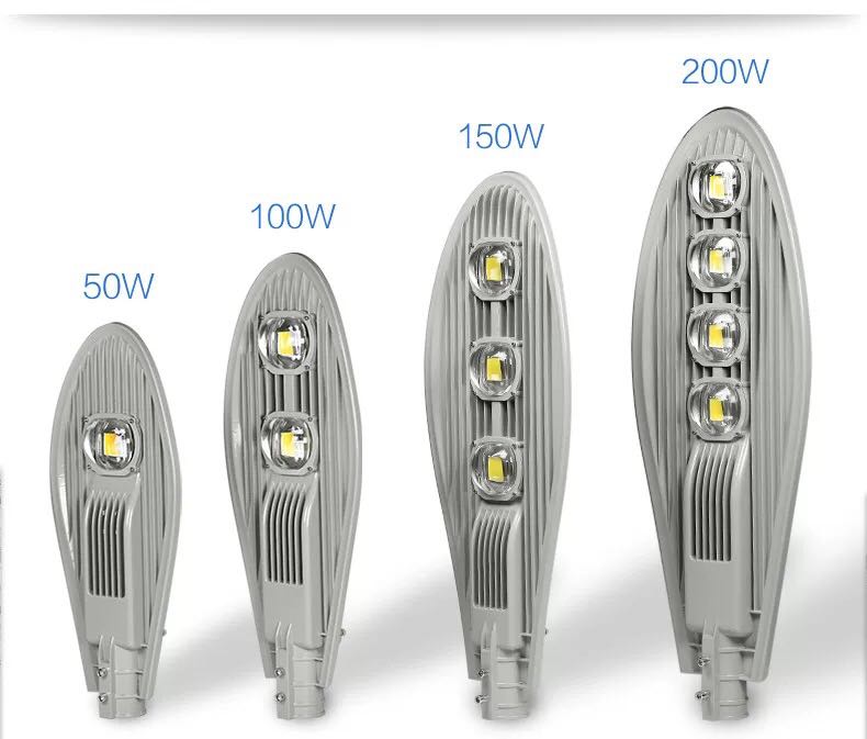 Đèn đường led 100w/50w chiếc lá giá tốt 6500K IP66