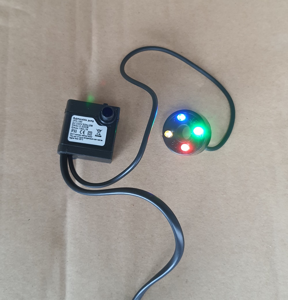 Máy bơm chìm có gắn đèn led, chuẩn chống thấm nước IP8, dùng trang trí bể cá hoặc làm thác nước phong thủy