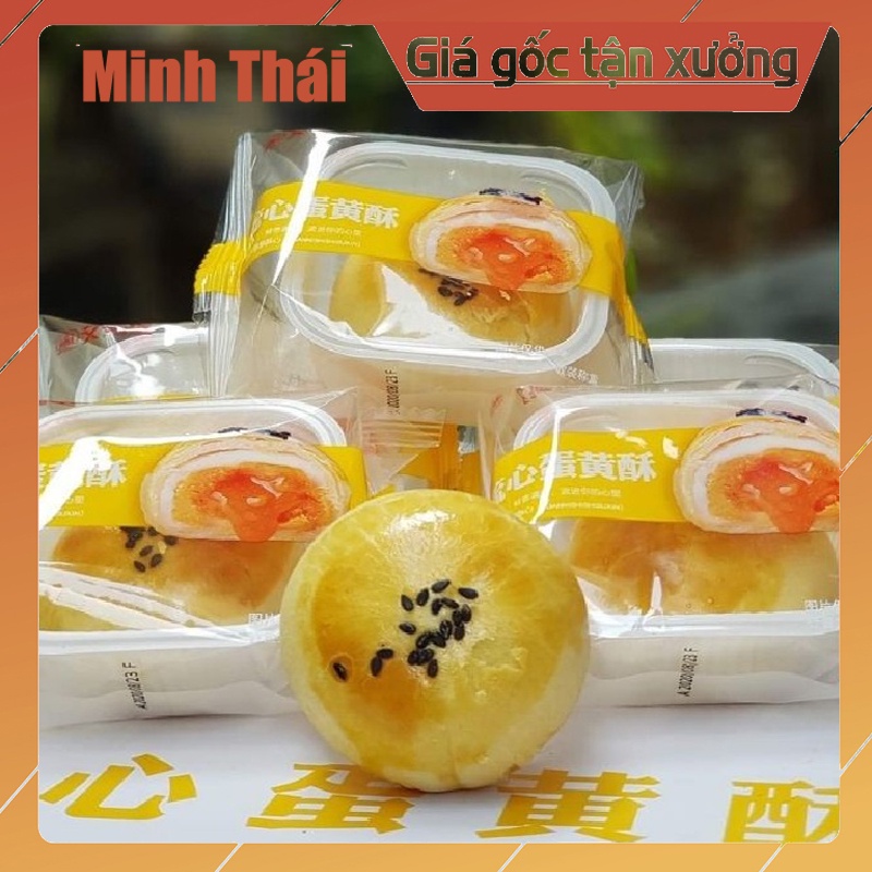 Bánh Trứng Chảy Ngàn Lớp nhân trứng muối tan chảy