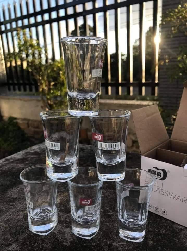 CHÉN UỐNG RƯỢU DELI