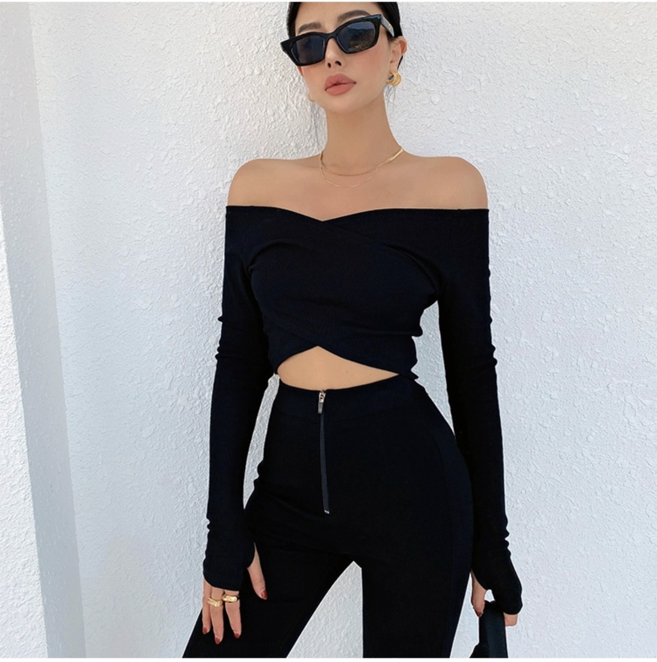 Áo Croptop Tay Dài Đắp Chéo Trễ Vai Ôm Body - Trơn A5151